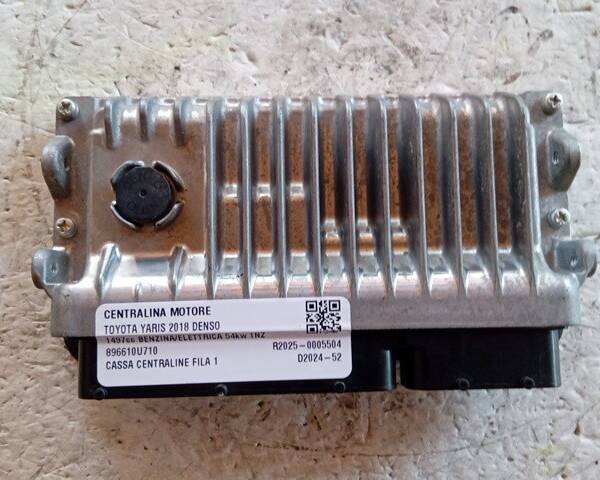 CENTRALINA MOTORE PER TOYOTA Yaris Serie 896610U710 1NZ hybrid 1497 (17>20)