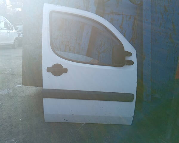 PORTIERA ANTERIORE DESTRA FIAT Doblo Cargo 182B9000 (00>05)